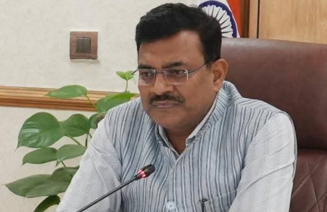 Ganga Conservation Uttarakhand: मुख्य सचिव ने दिए STP निर्माण और ठोस अपशिष्ट प्रबंधन में तेजी लाने के निर्देश