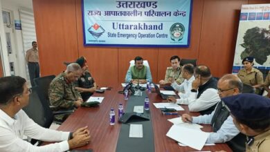 Rescue Operation:धराली आपदा: मुख्य सचिव आनंद बर्द्धन ने संभाला मोर्चा, रेस्क्यू ऑपरेशन में सेना-BRO भी शामिल, पढ़ें पूरी खबर