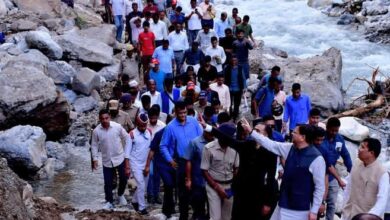 उत्तराखंड: सीएम धामी ने बागेश्वर के आपदा प्रभावित बैसानी गांव का किया दौरा, पीड़ितों को दिया हरसंभव मदद का भरोसा