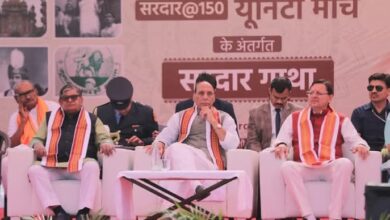 सरदार@150 यूनिटी मार्च: केंद्रीय रक्षा मंत्री के साथ सीएम धामी ने 'सरदार गाथा' कार्यक्रम में लिया हिस्सा