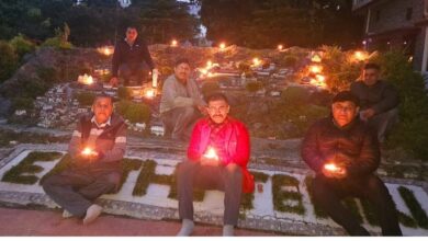 पुरानी टिहरी स्थापना दिवस: यादों के दीयों से जगमगा उठा 'डूबा हुआ शहर', देहरादून में भावुक हुए टिहरीवासी