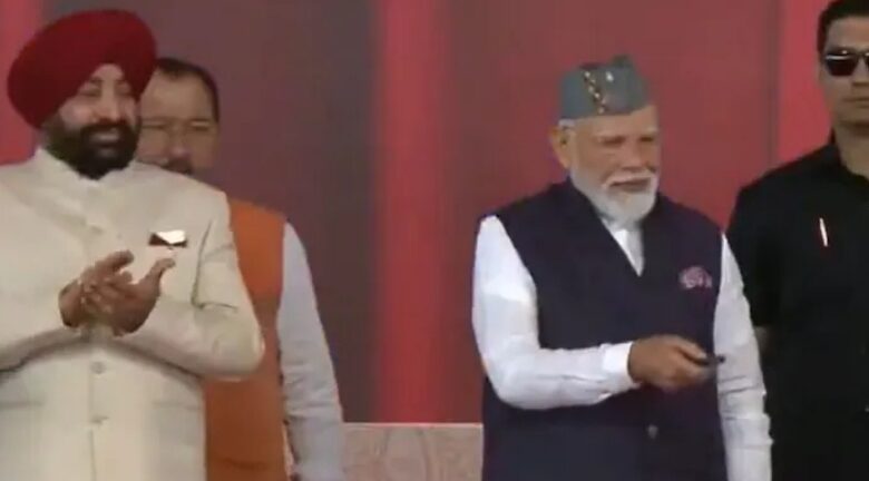 PM Modi दिल्ली-देहरादून इकोनॉमिक कॉरिडोर उद्घाटन, उत्तराखंड के विकास को मिलेगी नई रफ्तार