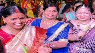 Uttar Pradesh:औरैया में डांडिया नाइट पर गरबा की धुन पर थिरकीं BJP विधायक गुड़िया कठेरिया, महिलाओं के उत्साहवर्धन पर कही दिल छू लेने वाली बात